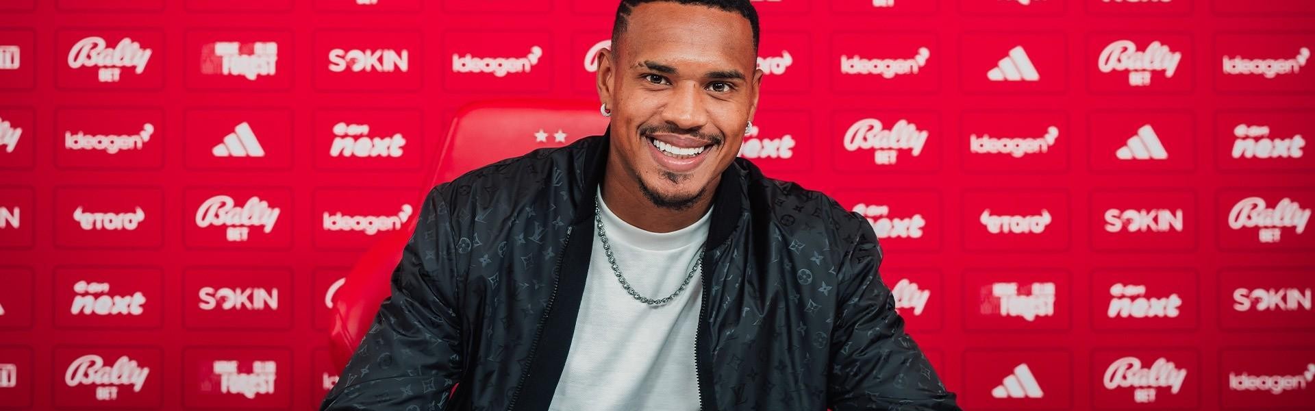 华体会体育登录-官方：诺丁汉森林签下博塔弗戈门将约翰-维克托，签约3年