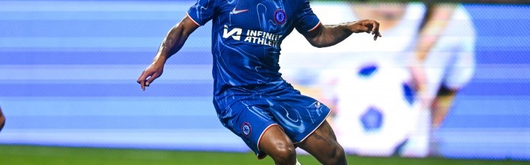 天空：富勒姆有意切尔西前锋斯特林 但现阶段转会成行可能性较低