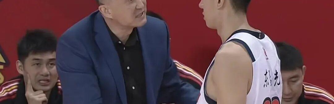 华体会体育登录-广东男篮21分大胜，奎因42+7+8打出个人秀，焦伯乔伤退姜伟泽27分