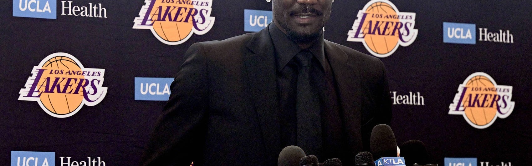 艾顿&amp;斯玛特&amp;拉拉维亚加盟！湖记赞美佩林卡：休赛期引援成功