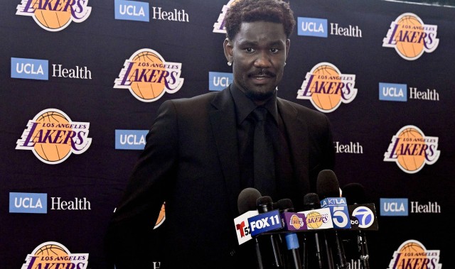 艾顿&amp;斯玛特&amp;拉拉维亚加盟！湖记赞美佩林卡：休赛期引援成功