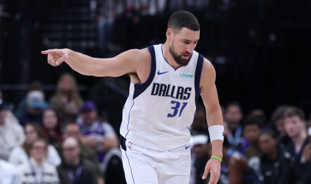 华体会体育注册-🎯克莱命中生涯第2800记三分 历史第5位&amp;距离超越利拉德还差5记