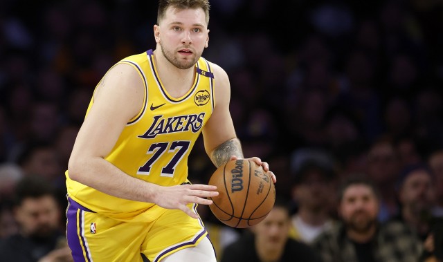 华体会体育注册-蒂姆-哈达威预测东契奇新赛季有望冲击MVP 湖人战绩成关键因素